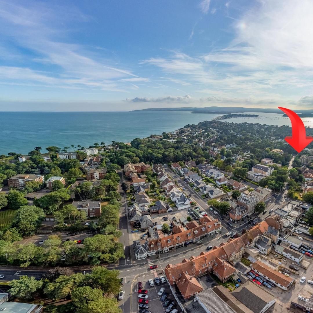 Apartment In Canford Cliffs Close To Sandbanks Beach プール エクステリア 写真