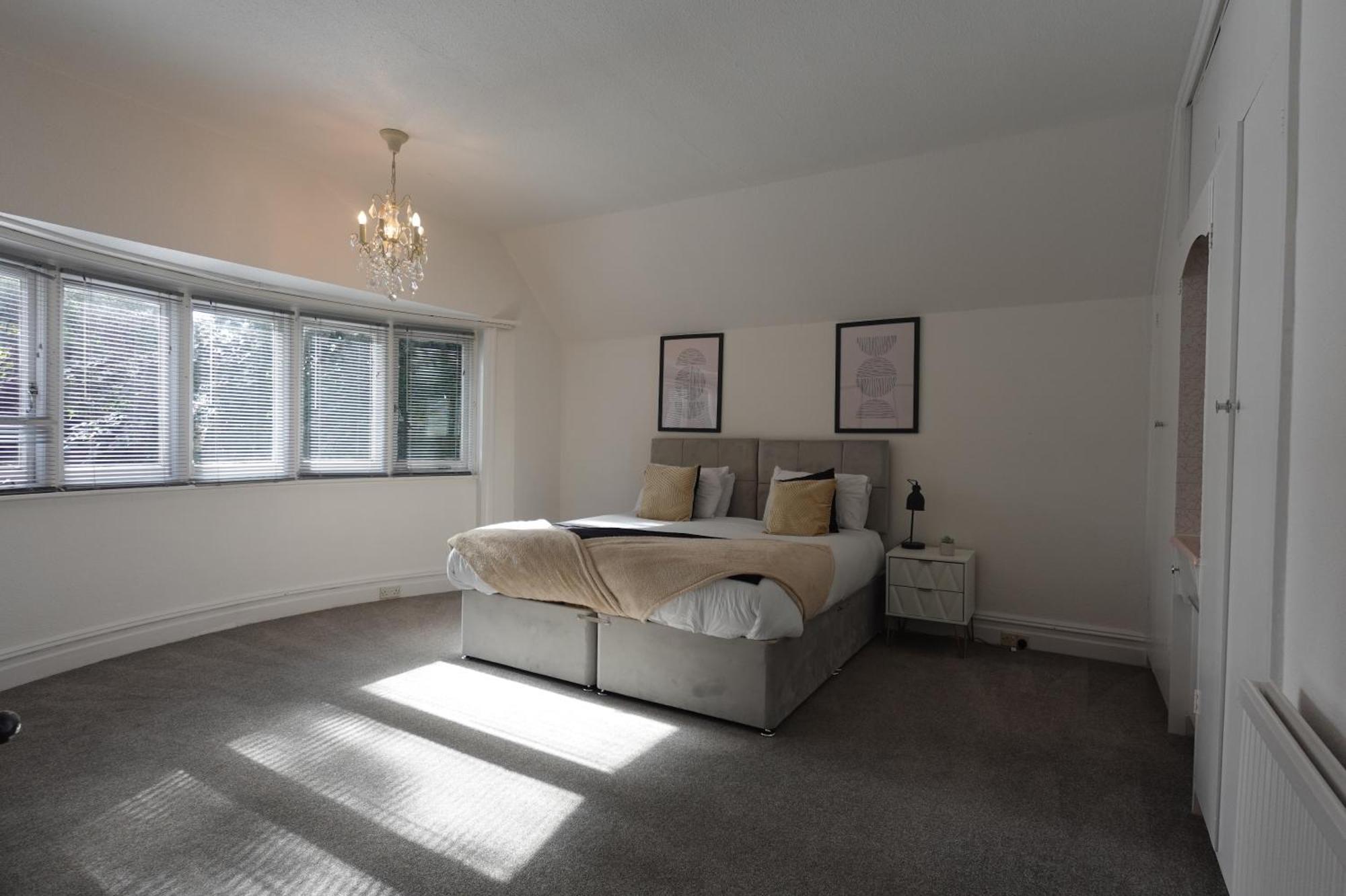 Apartment In Canford Cliffs Close To Sandbanks Beach プール エクステリア 写真