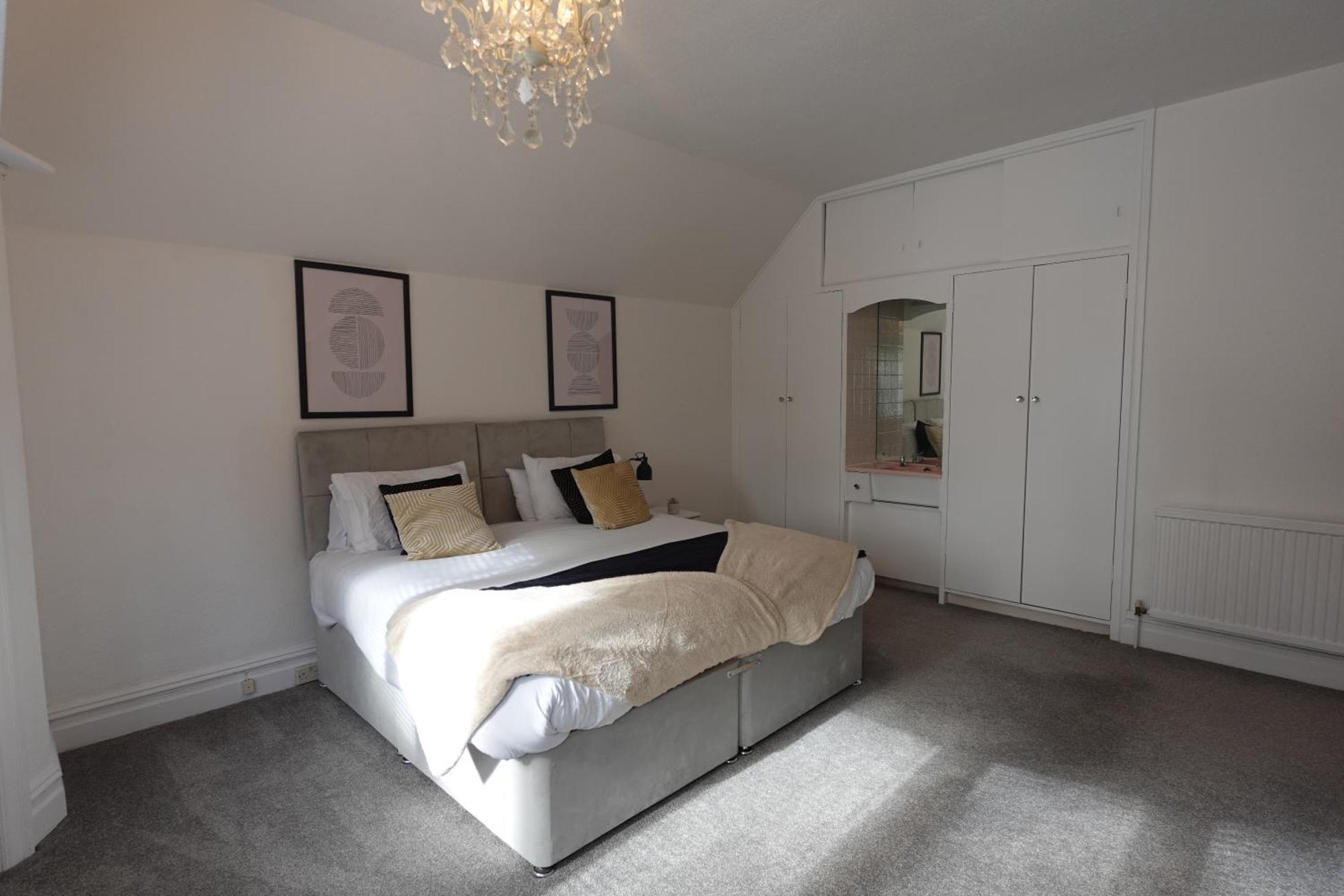 Apartment In Canford Cliffs Close To Sandbanks Beach プール エクステリア 写真