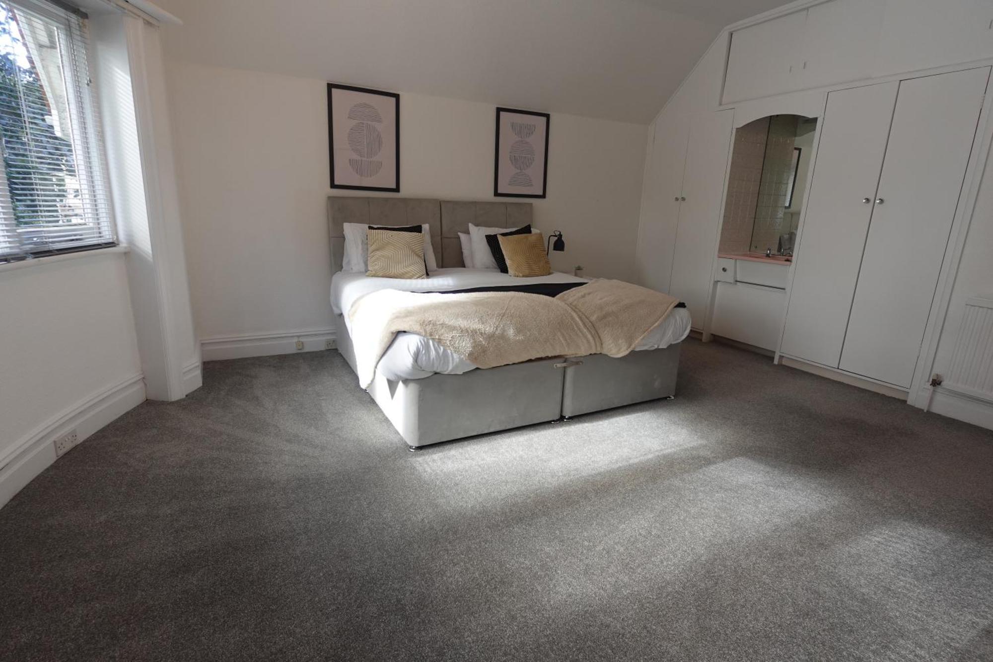 Apartment In Canford Cliffs Close To Sandbanks Beach プール エクステリア 写真