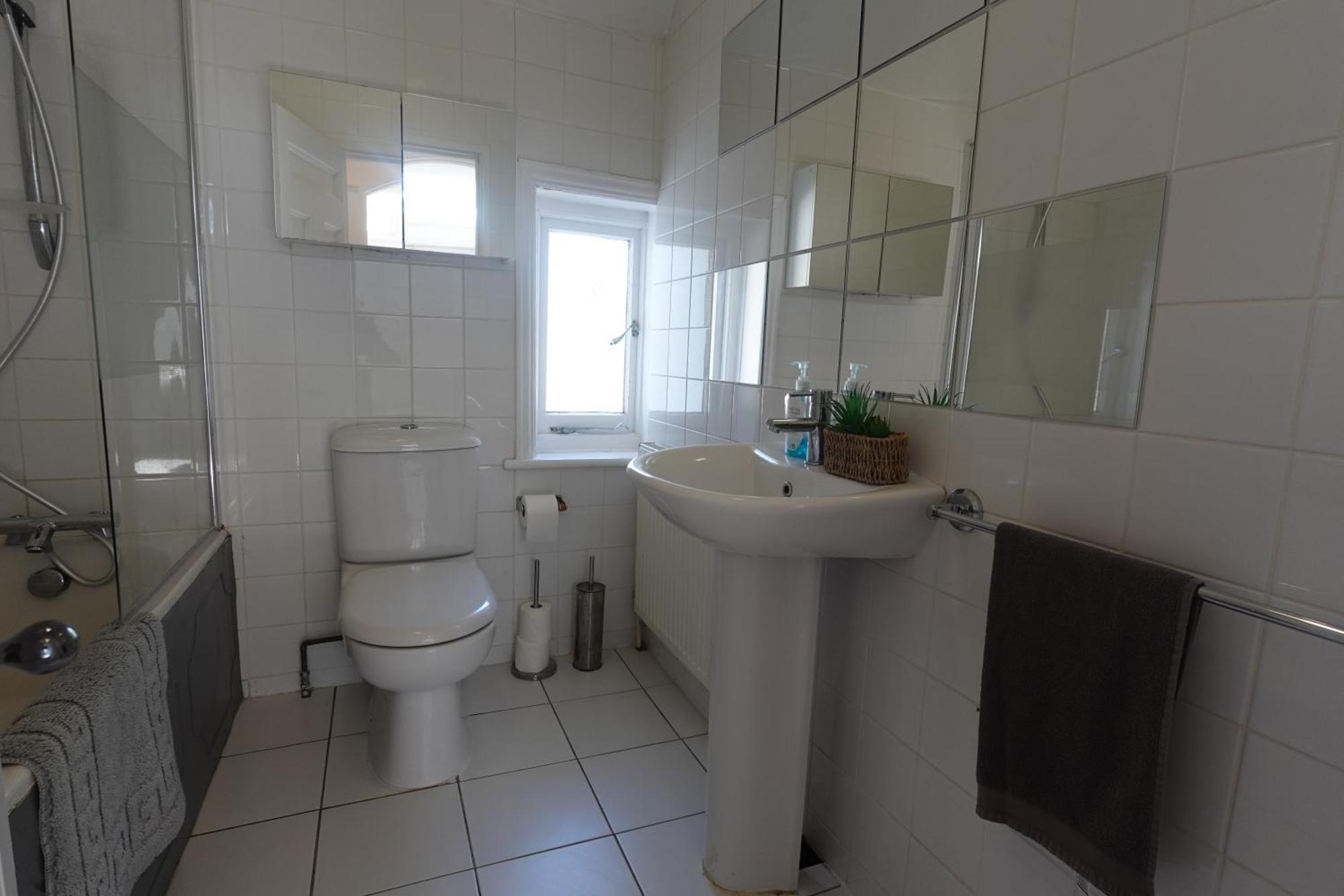 Apartment In Canford Cliffs Close To Sandbanks Beach プール エクステリア 写真